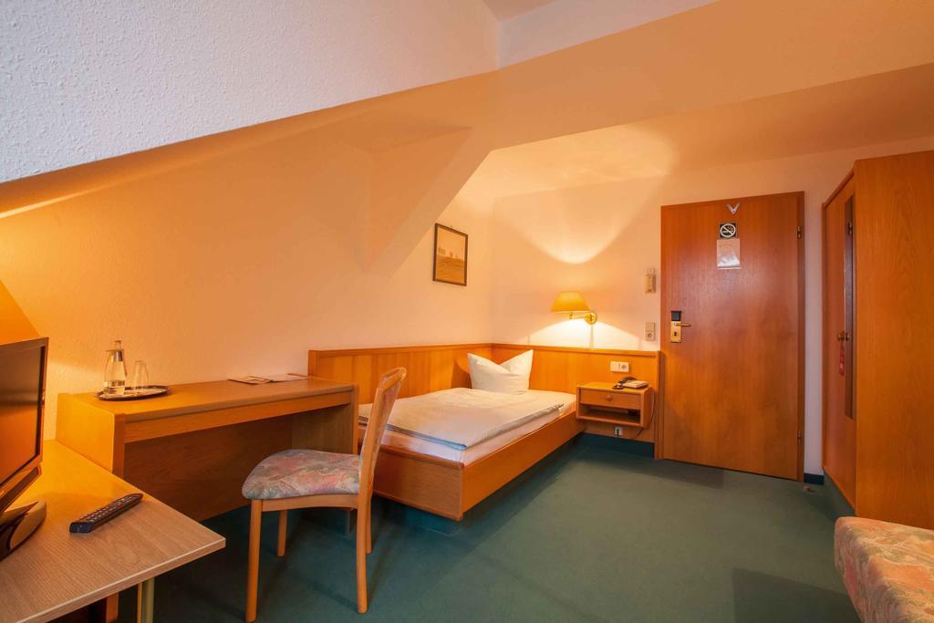 Hotel Arcus Elsterwerda الغرفة الصورة