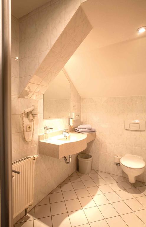 Hotel Arcus Elsterwerda الغرفة الصورة
